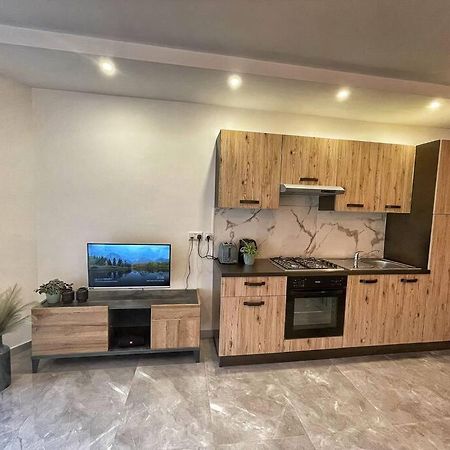 Modern 1 Bedroom Apartment 400M Away From The Sea San Pawl il-Baħar Kültér fotó